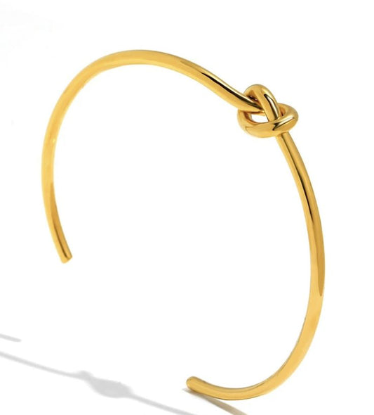Knot Cuff