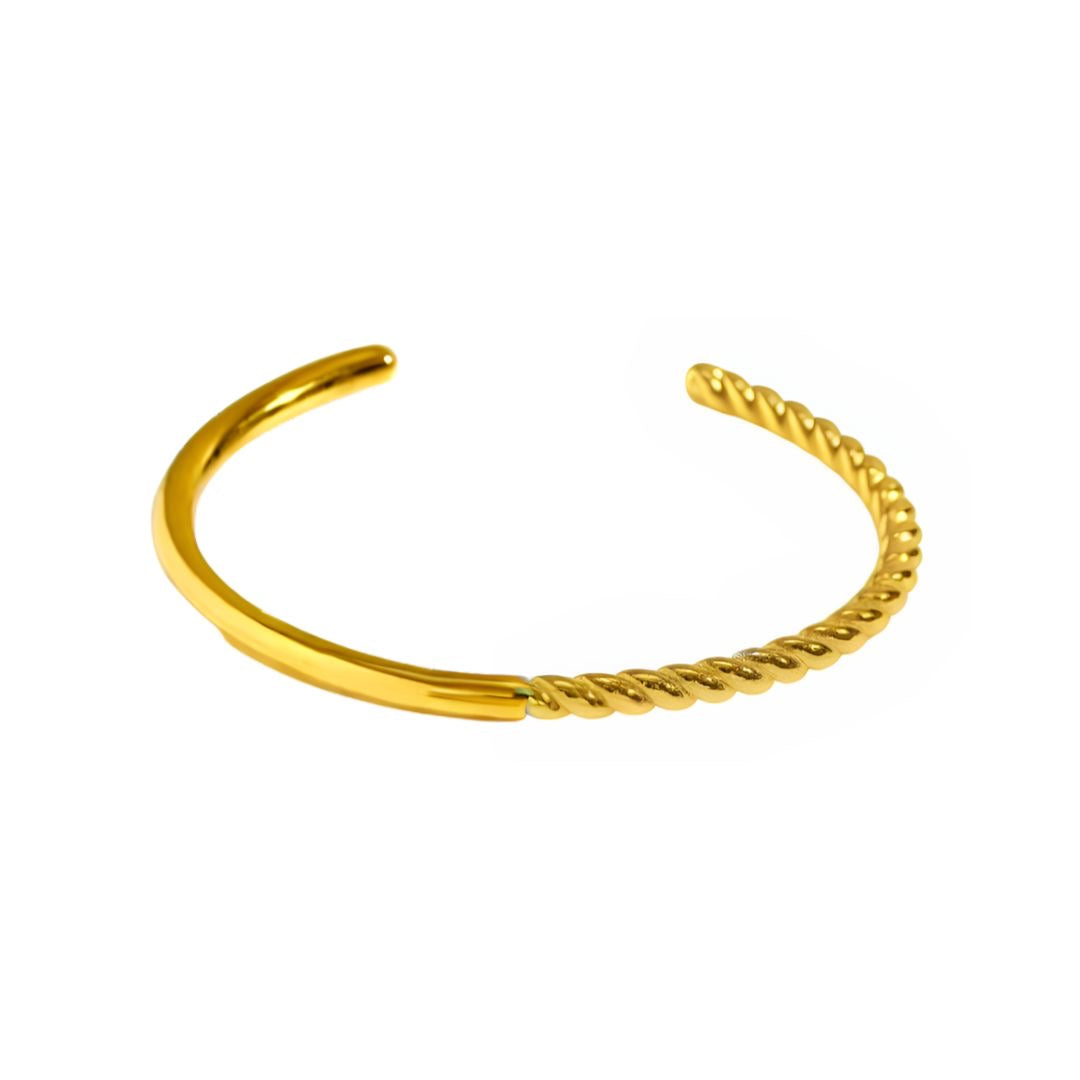 Velora Gold Cuff